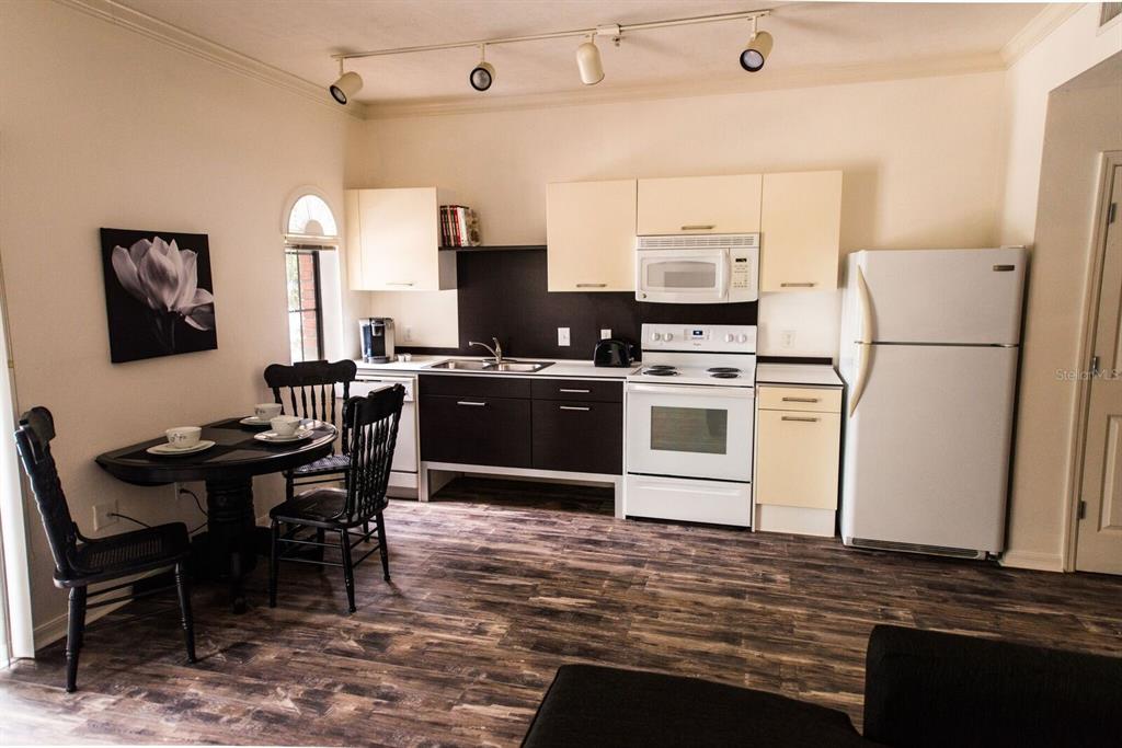 20 SW 6TH STREET UNIT 206