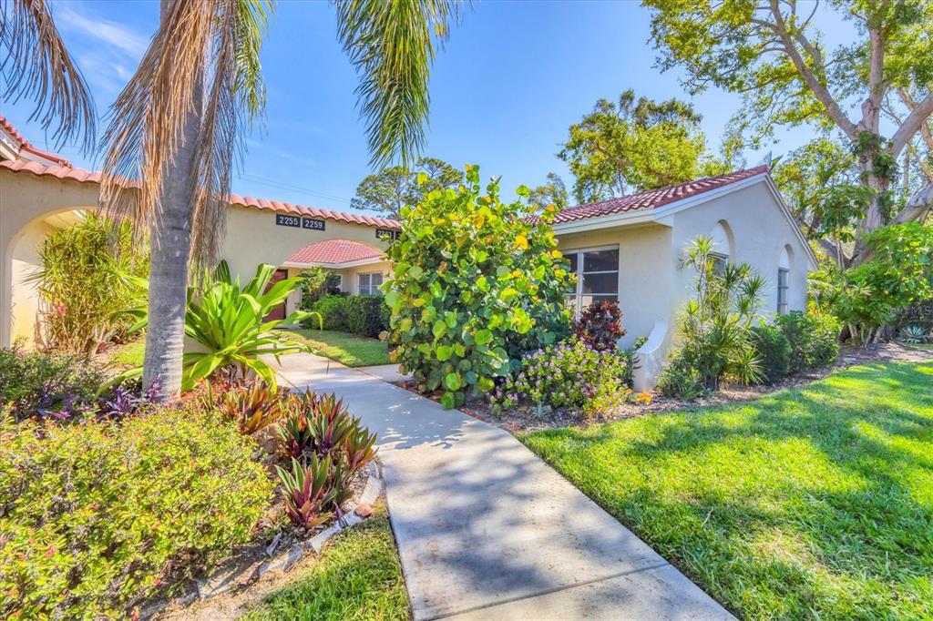 2267 PUEBLO LANE UNIT V40