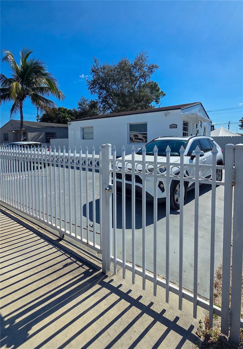 1236 Rutland St, Opa-Locka FL 33054