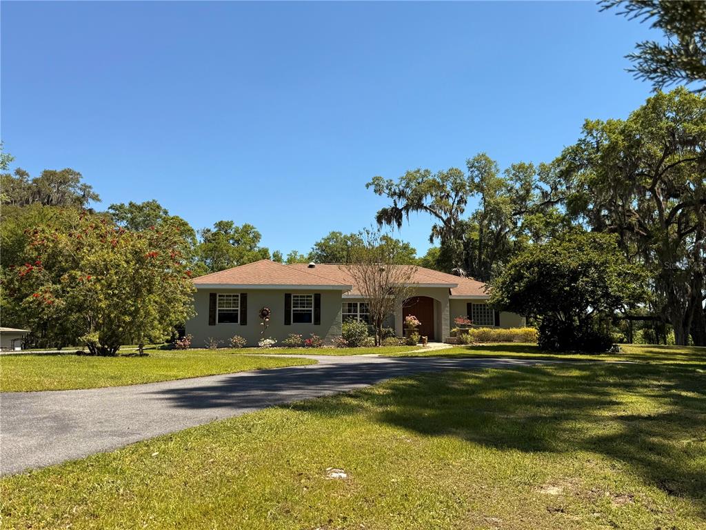 35 LAKE WOOD CIRCLE