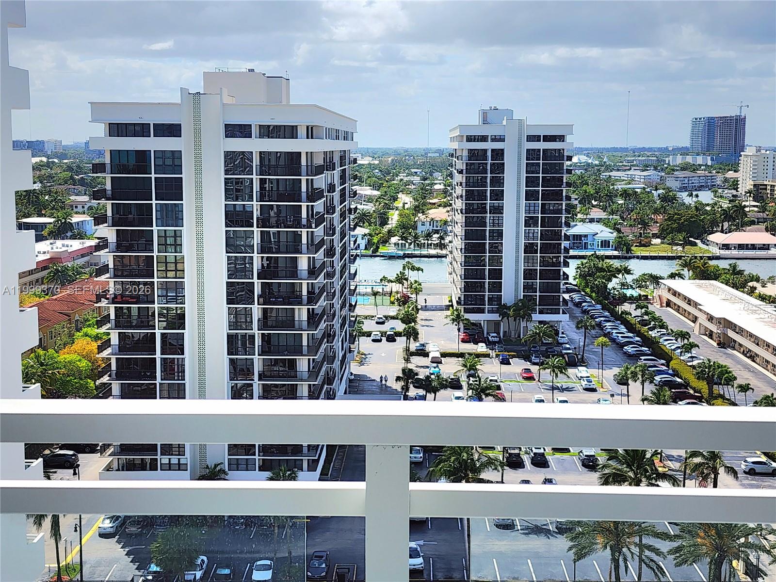 2030 S Ocean Dr # 1402, Hallandale Beach FL 33009