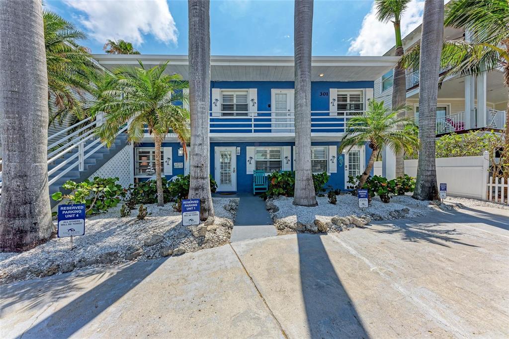301 HIGHLAND AVENUE UNIT 3