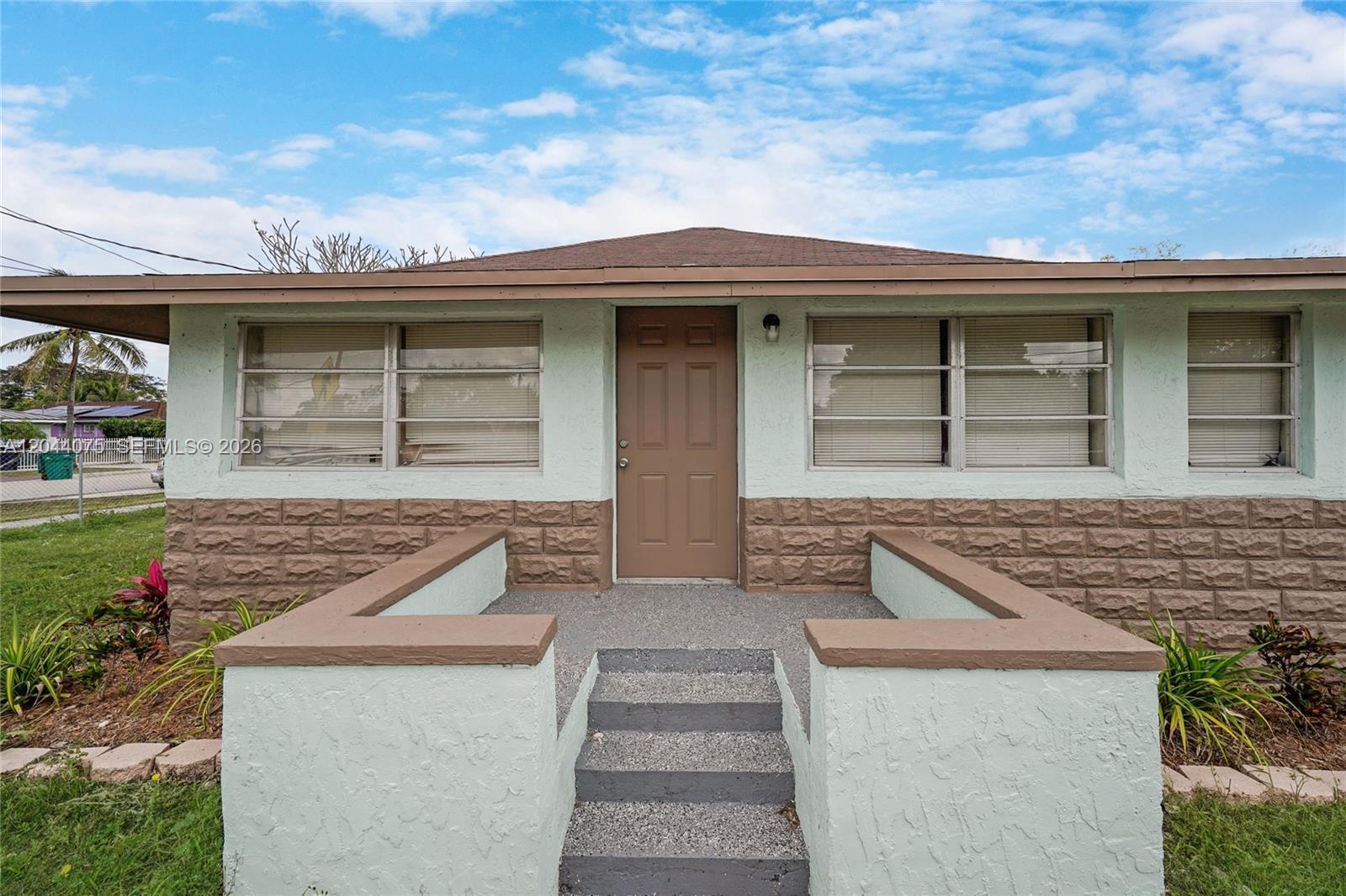 145 NW 6th Ave, Florida City FL 33034