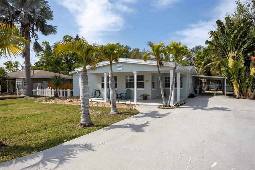 711 BAYSHORE DRIVE