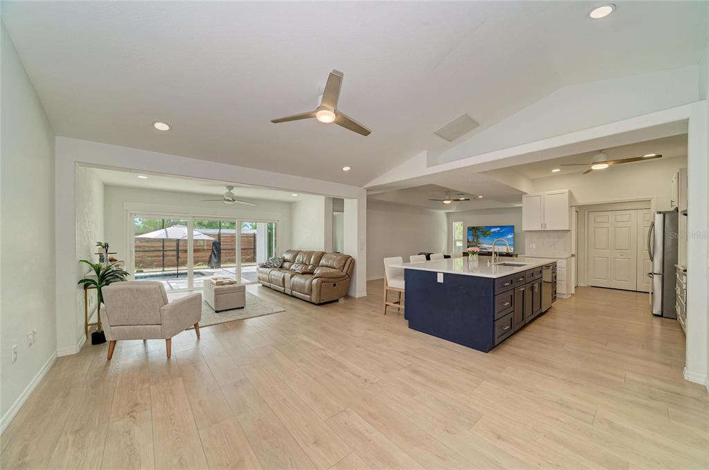 655 MISSOURI ROAD, VENICE, FL — photo 2 of 27