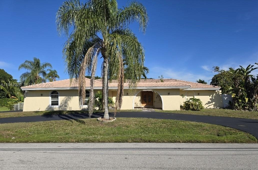 11531 NW 27th St, Plantation FL 33323