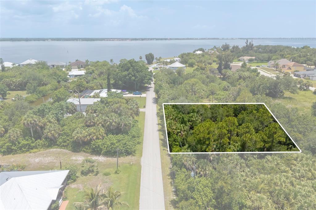186 NORTHSHORE TERRACE
