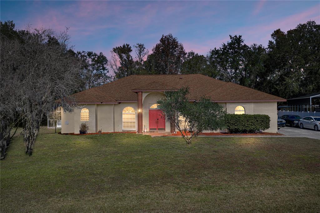 3926 MEADOWLARK COURT