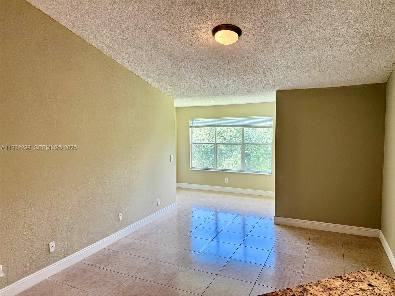 595 Vista Isles Dr # 1923, Sunrise FL 33325