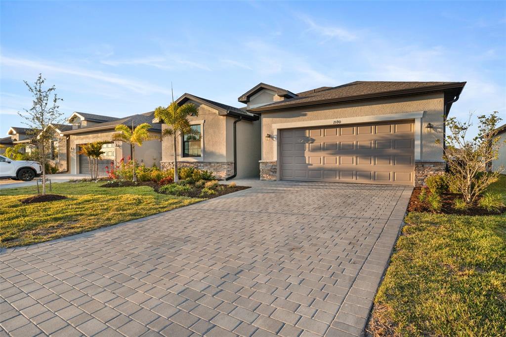 1590 SADDLEWOOD CIRCLE