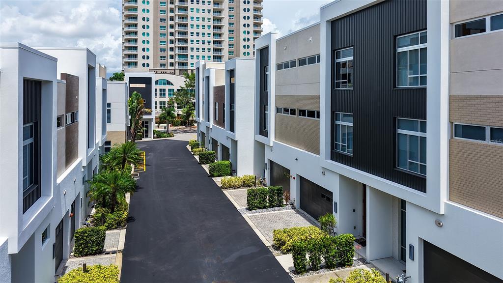 213 COSMOPOLITAN COURT