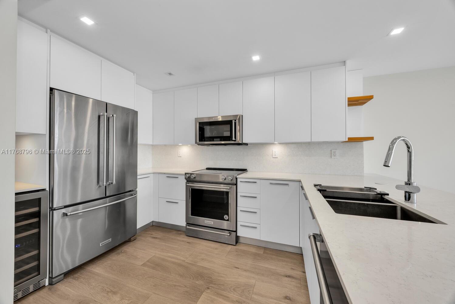 1901 brickell ave # B2304, Miami FL 33129