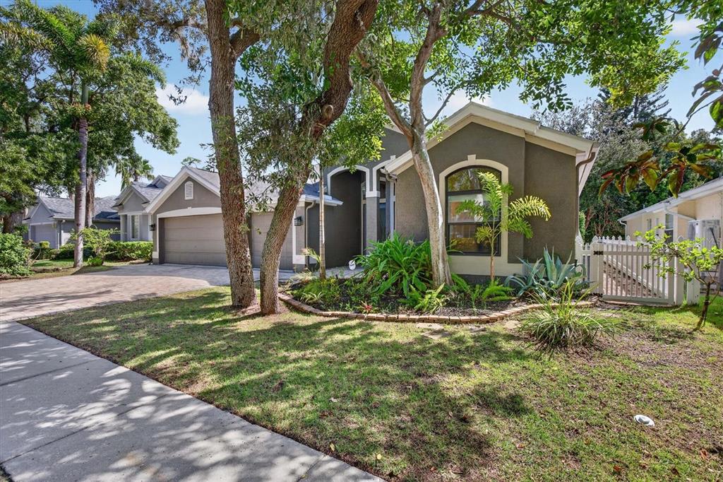 1809 LONGVIEW LANE, TARPON SPRINGS, FL — photo 3 of 30