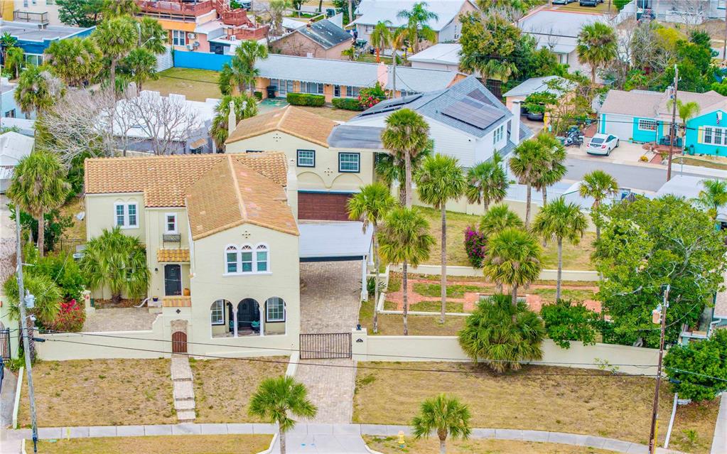 319 WISTERIA ROAD