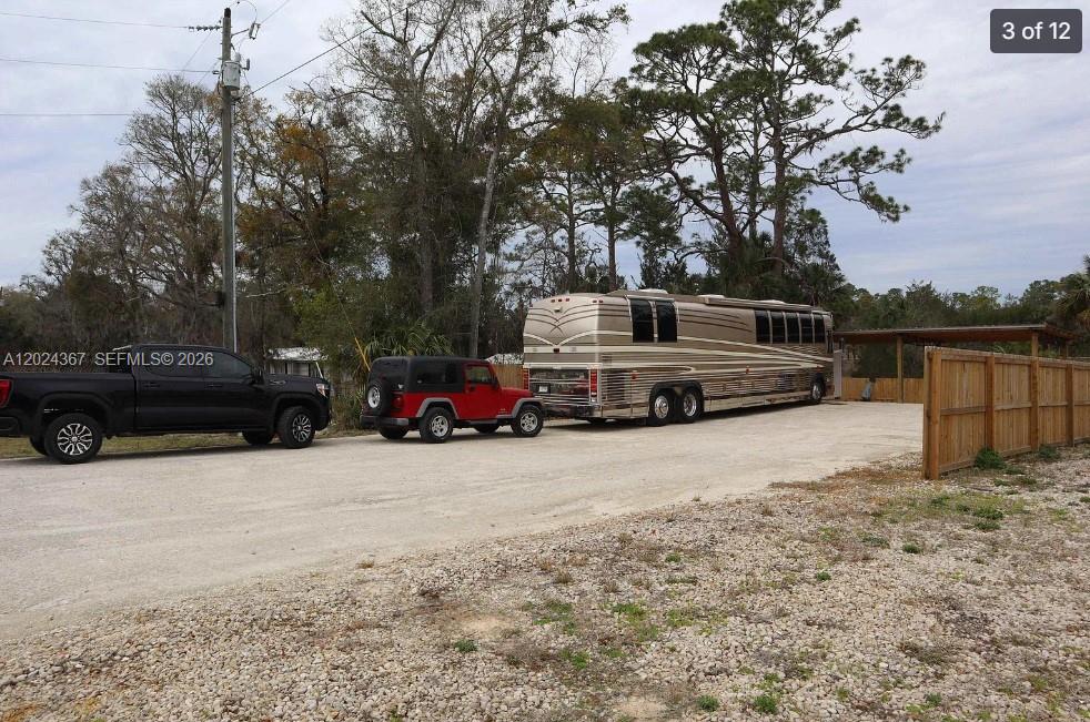 609 SE SECOND AVE, Other City - In The State Of Florida FL 32359