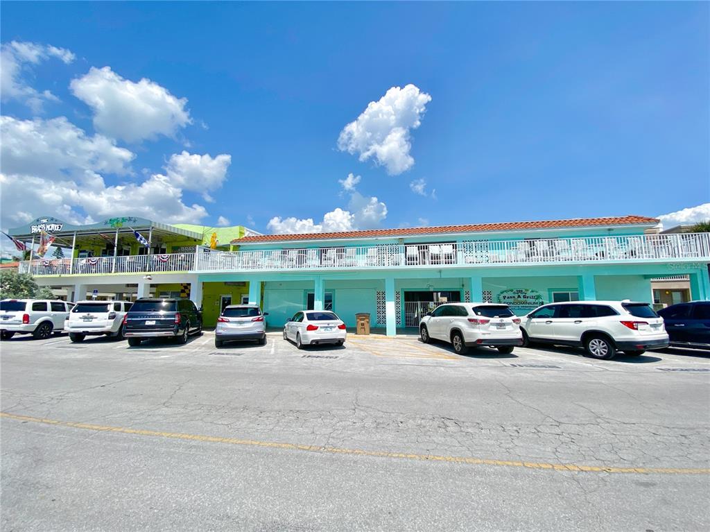 709 GULF WAY UNIT 28, ST PETE BEACH, FL — photo 2 of 30