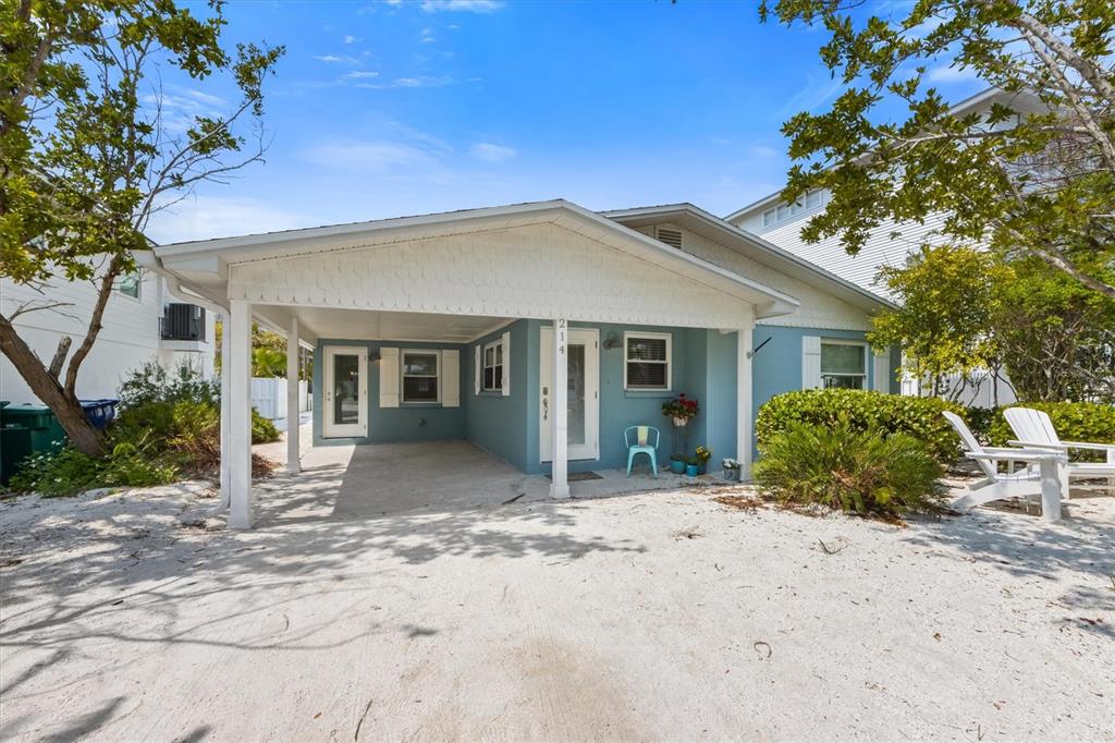 214 PALM AVENUE