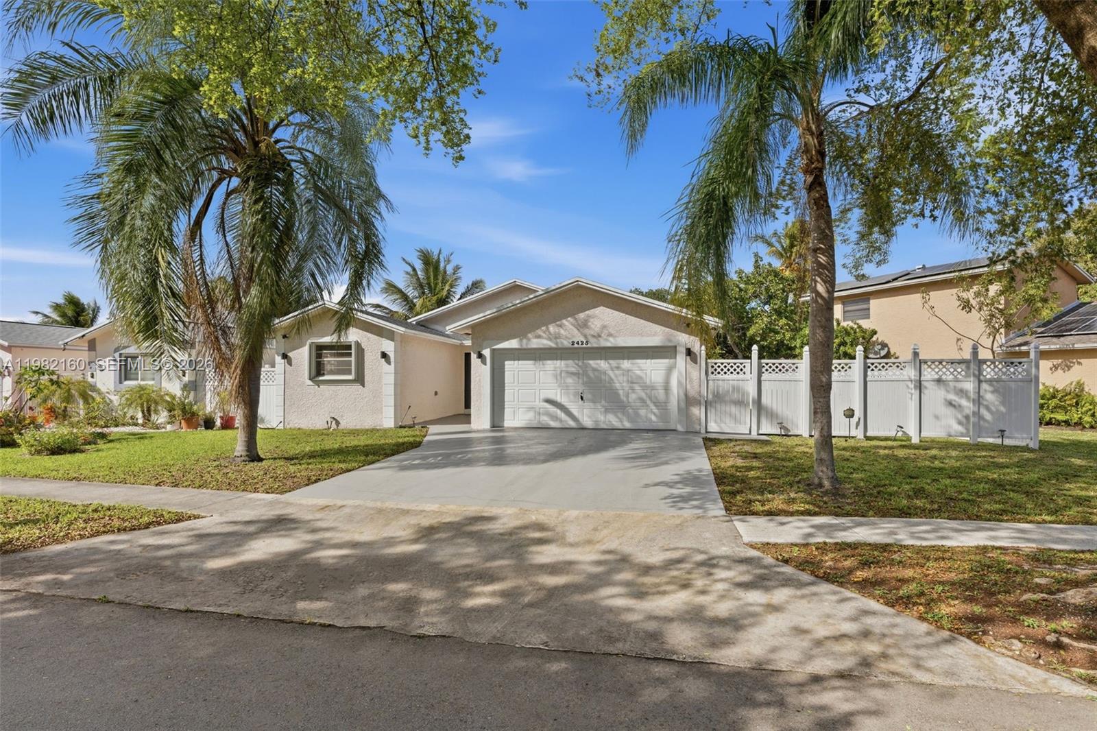 2425 Raleigh St, Hollywood FL 33020