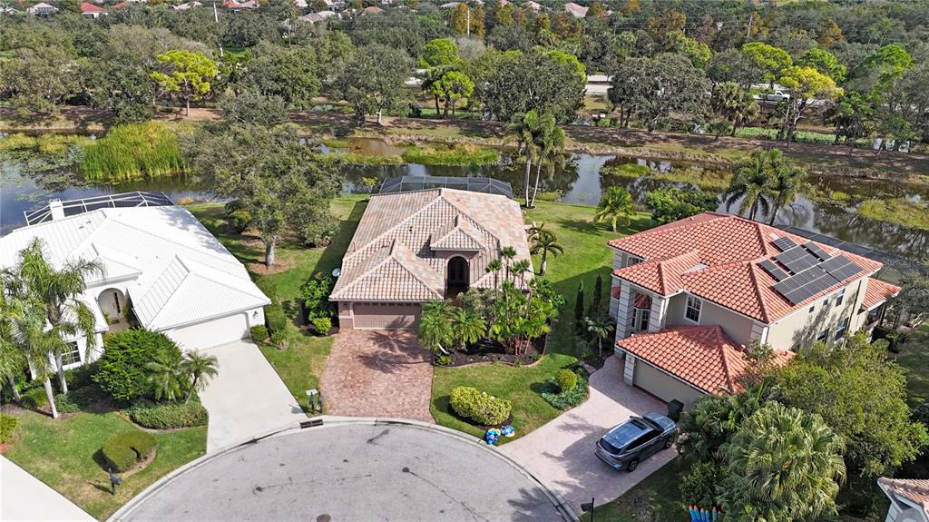5137 REDBRIAR COURT