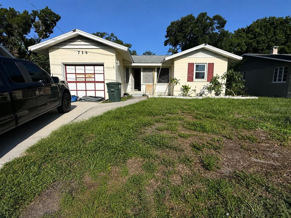 714 26TH STREET W
