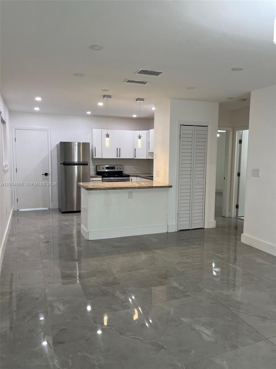 2783 SW 33rd Ave # 2783, Miami FL 33133