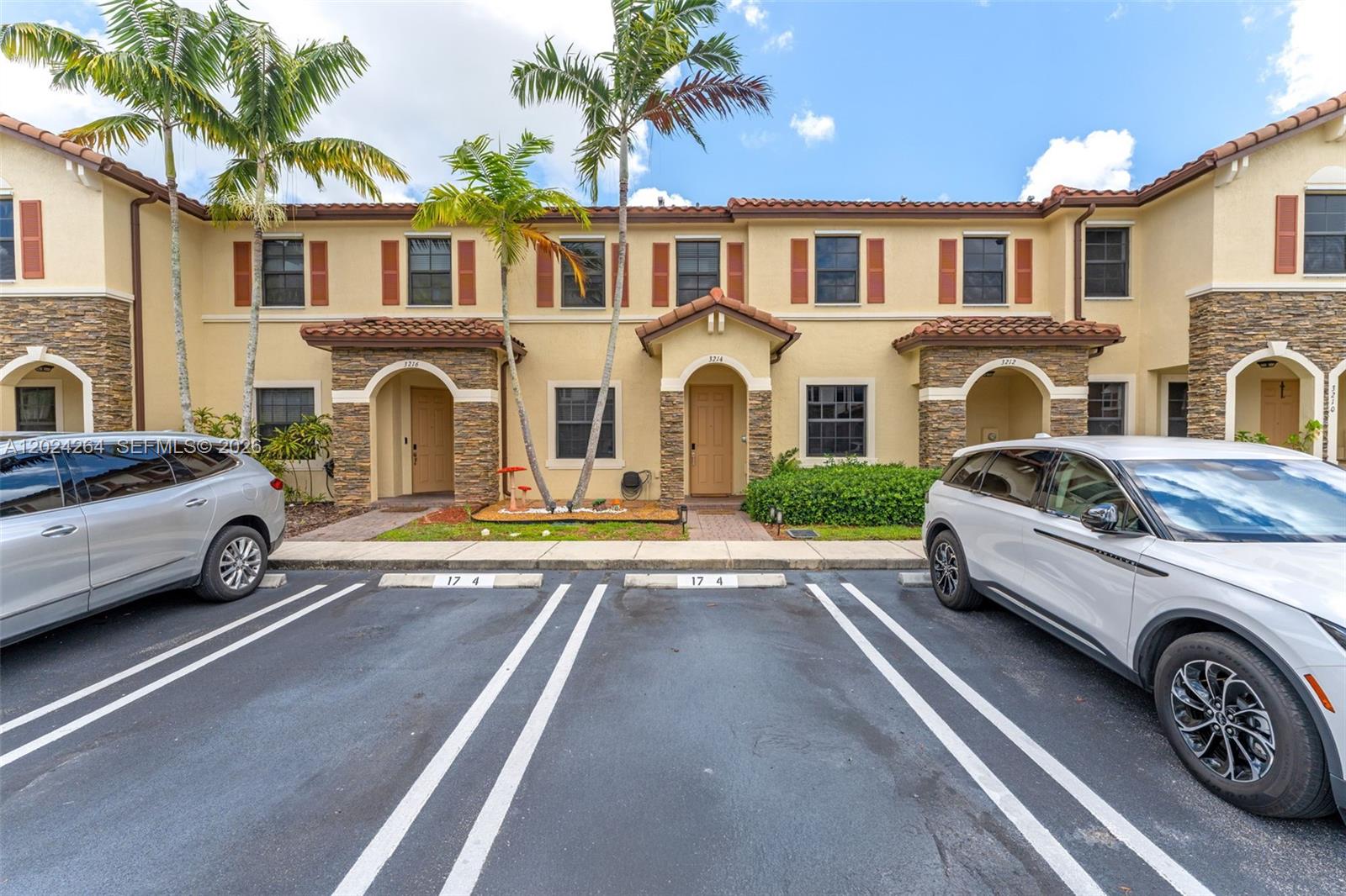 3214 SE 4th Ct, Homestead FL 33033