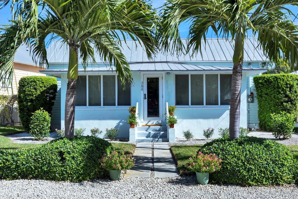 380 TARPON AVENUE