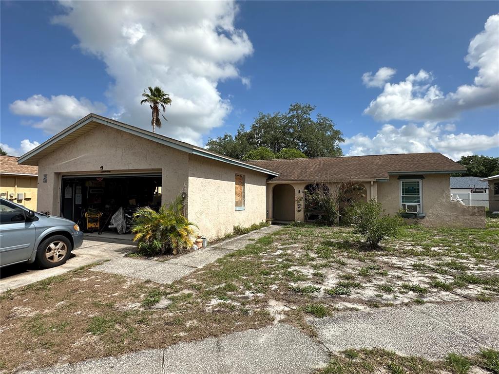 2306 LINCOLN COURT