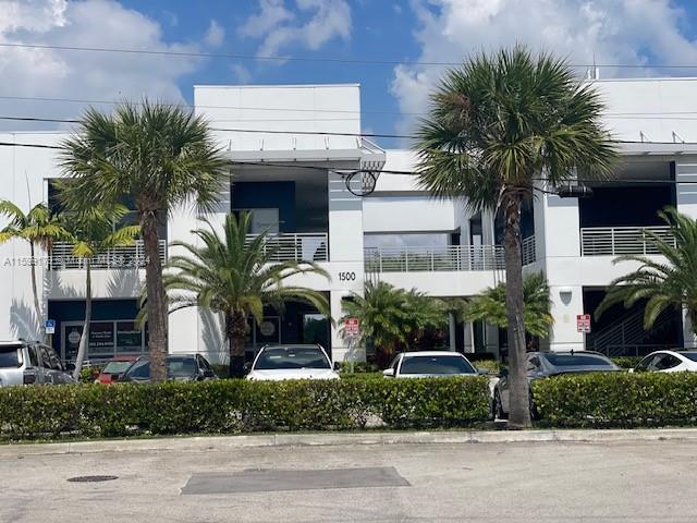 1500 NW 89 CT # 105, Doral FL 33172