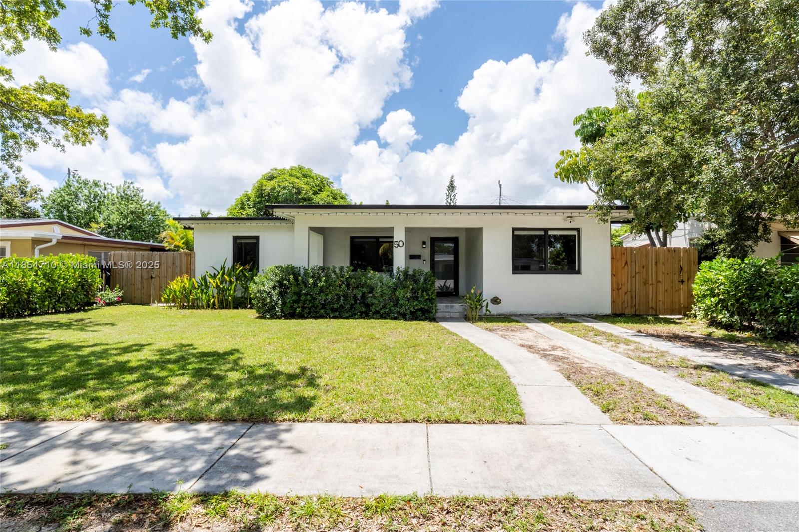 50 NW 124th St, North Miami FL 33168