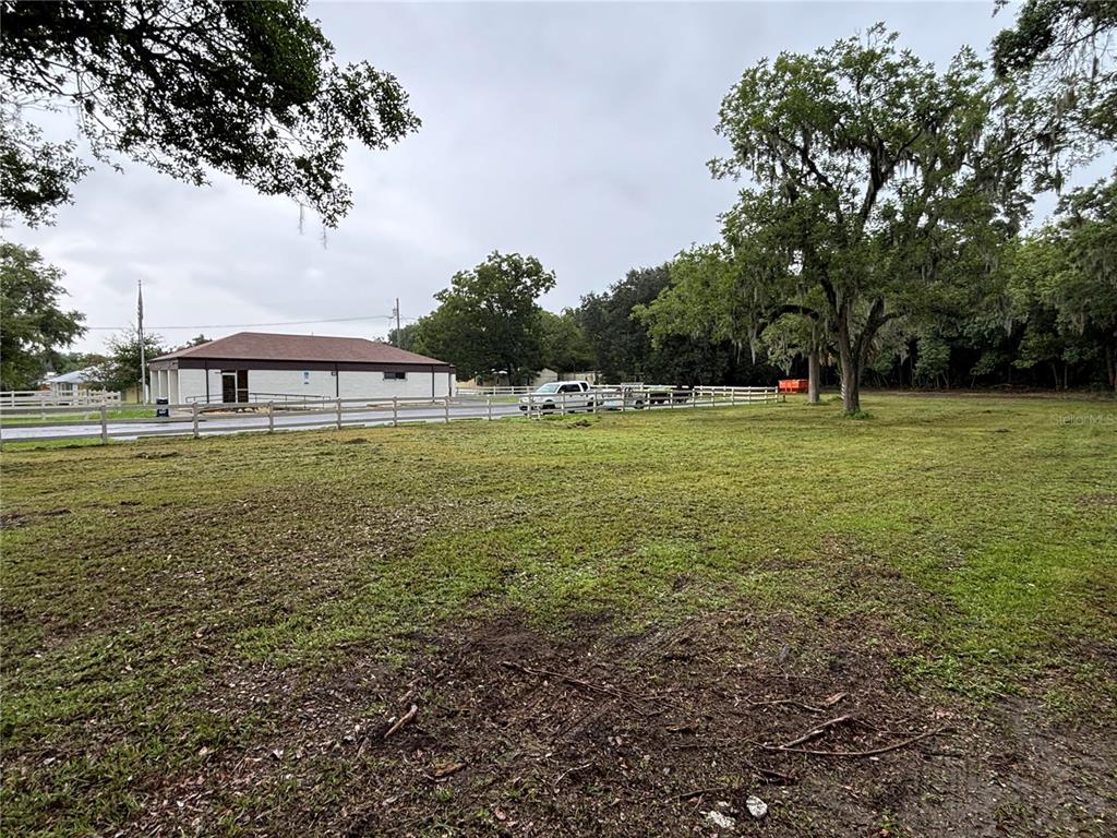 12845 NE JACKSONVILLE ROAD, ANTHONY, FL — photo 3 of 10