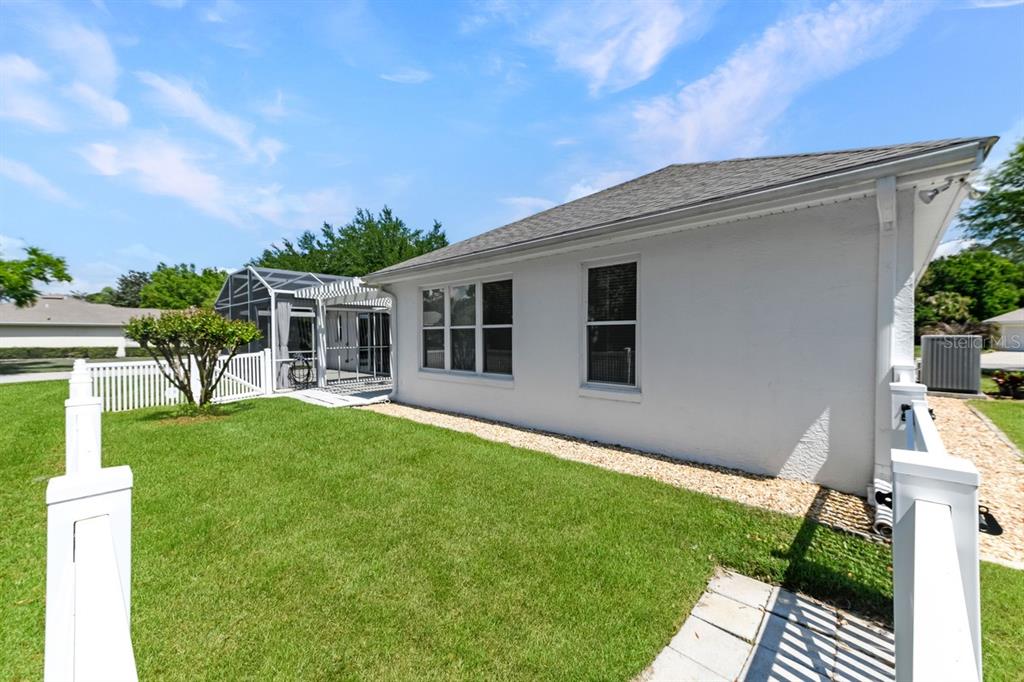 1901 PARK FOREST BOULEVARD, MOUNT DORA, FL — photo 4 of 30