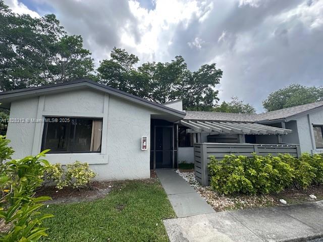 453 Lakeview Dr # 1, Weston FL 33326