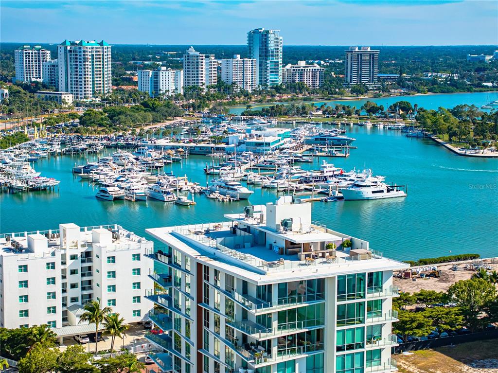 111 GOLDEN GATE UNIT 801PH, SARASOTA, FL — photo 3 of 30