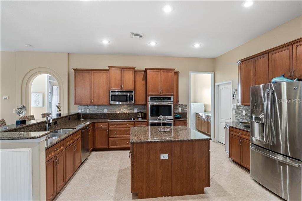 9348 HIALEAH TERRACE, PORT CHARLOTTE, FL — photo 5 of 30