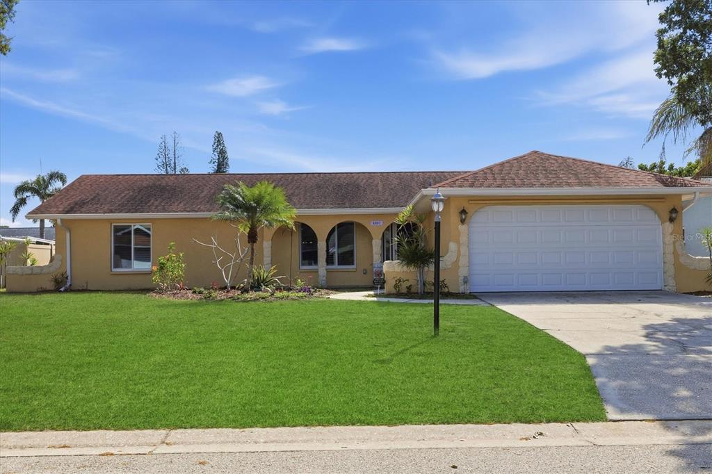 6007 9TH AVENUE W, BRADENTON, FL — photo 3 of 30