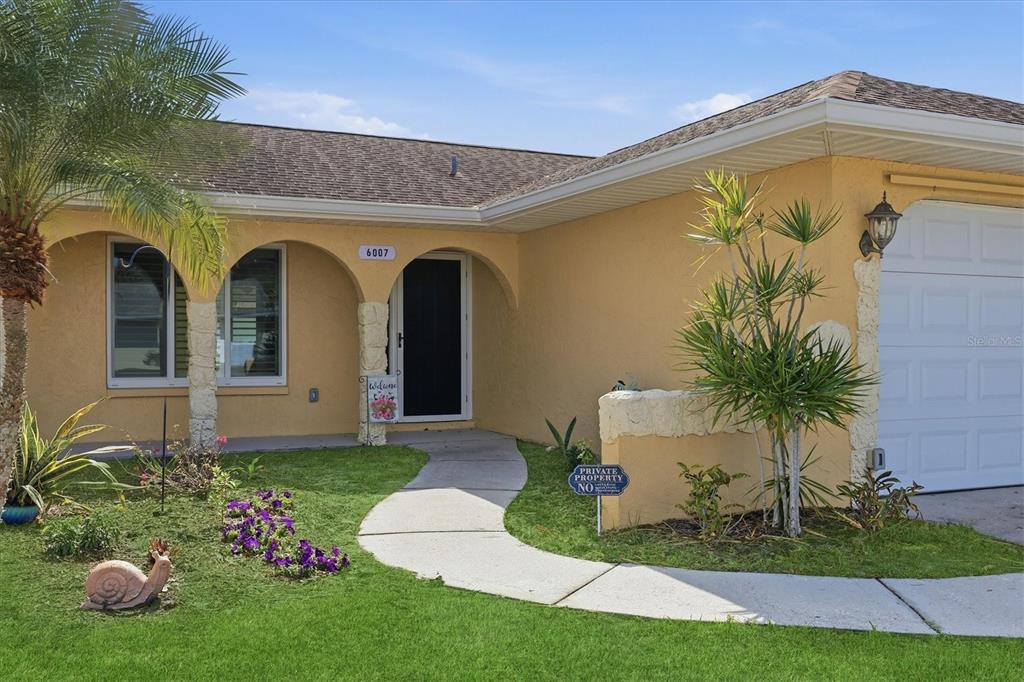 6007 9TH AVENUE W, BRADENTON, FL — photo 4 of 30
