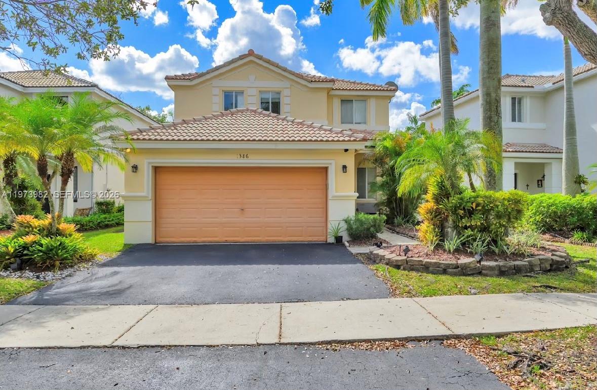 1386 Canary Island Dr, Weston FL 33327