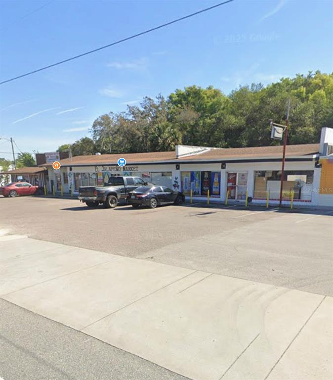 209 N CENTER STREET