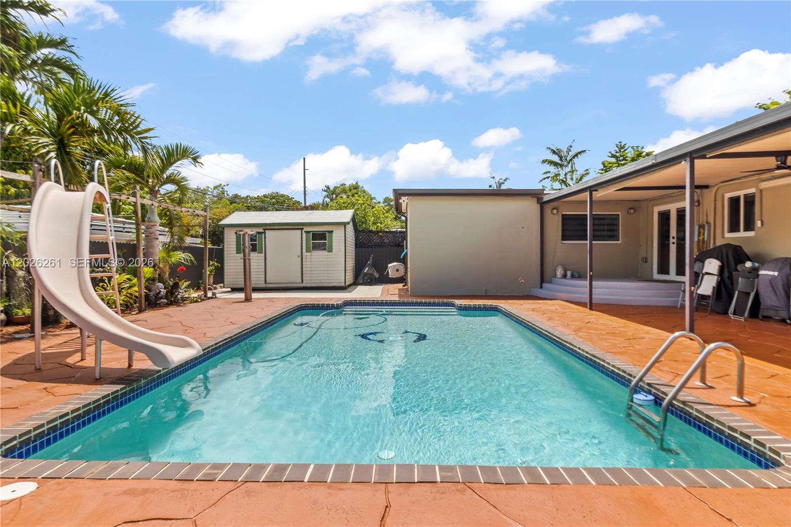 6250 SW 20 ter, Miami FL 33155