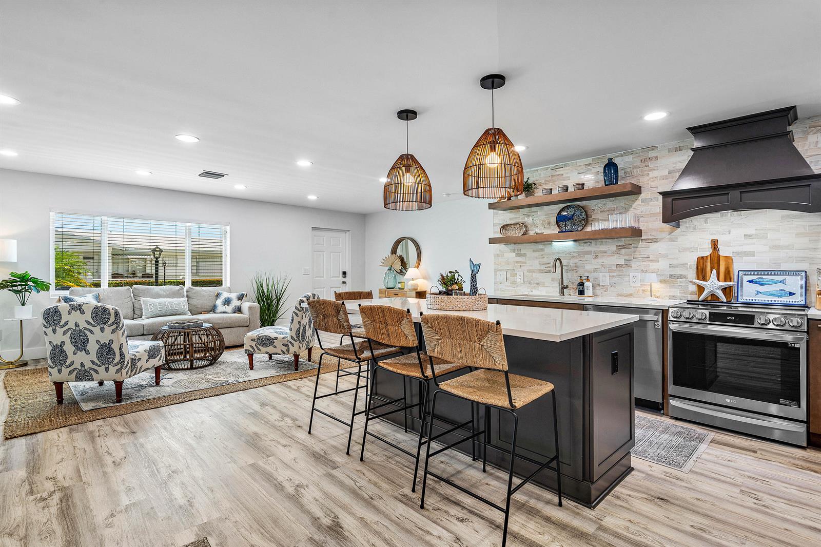 2015 SW 18th Drive, Boynton Beach FL 33426