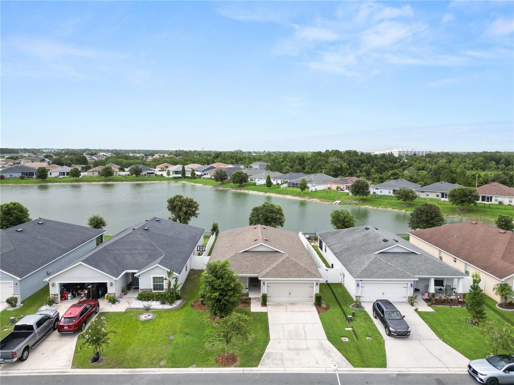 This is a floor plan of a single-story house with a garage and covered patio — 3719 PEREGRINE WAY, LAKELAND, FL