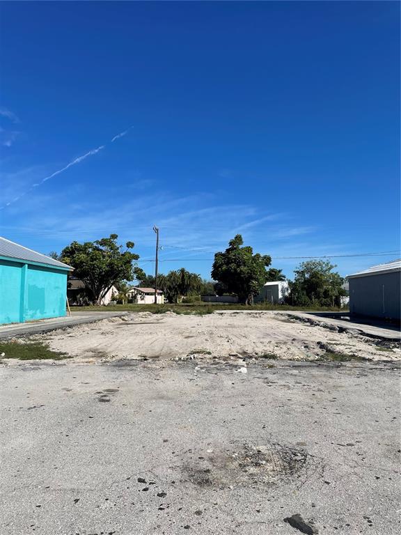 3782 TAMIAMI TRAIL UNIT B