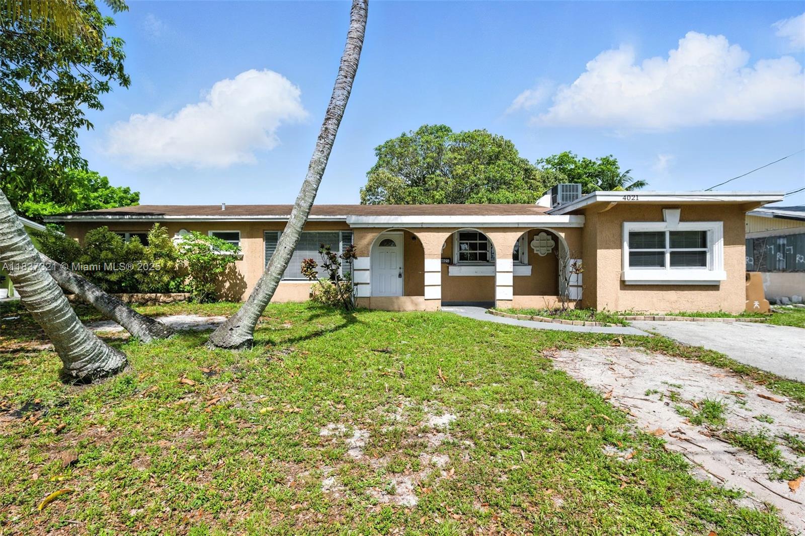 4021 NW 7th Ave, Deerfield Beach FL 33064