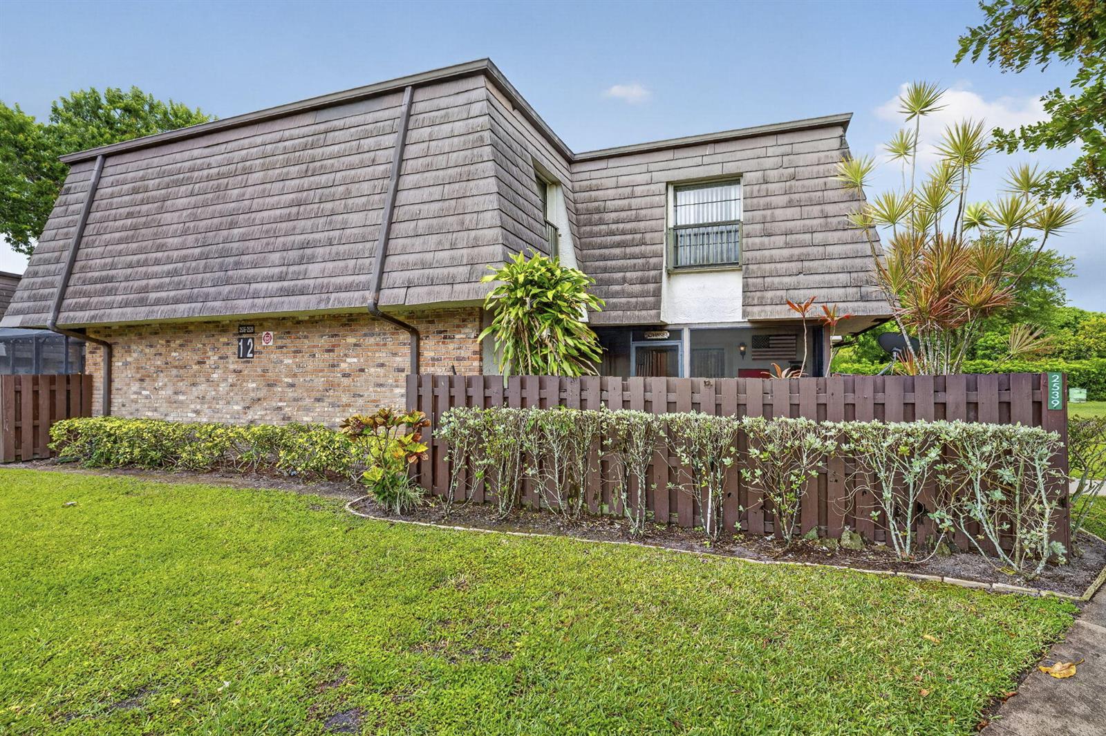 2539 NW 99th Avenue, Coral Springs FL 33065