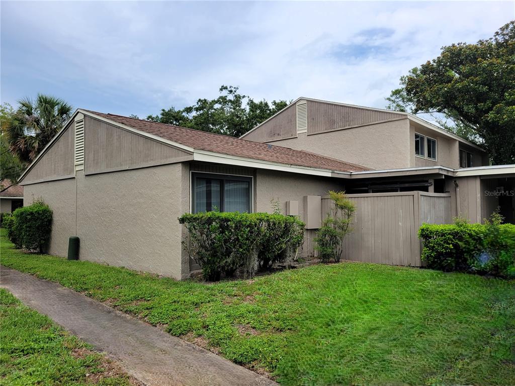 8006 GARDENIA DR DRIVE UNIT 78