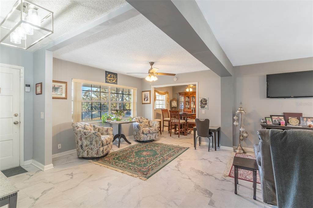 250 VOLUSIA DRIVE, WINTER HAVEN, FL — photo 2 of 23