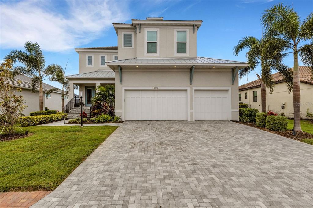 5718 TITLE ROW DRIVE