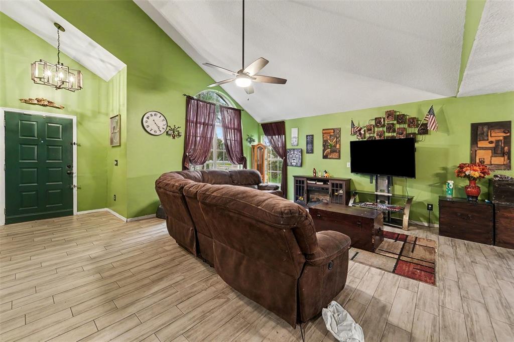 2405 ABALONE BOULEVARD, ORLANDO, FL — photo 3 of 27
