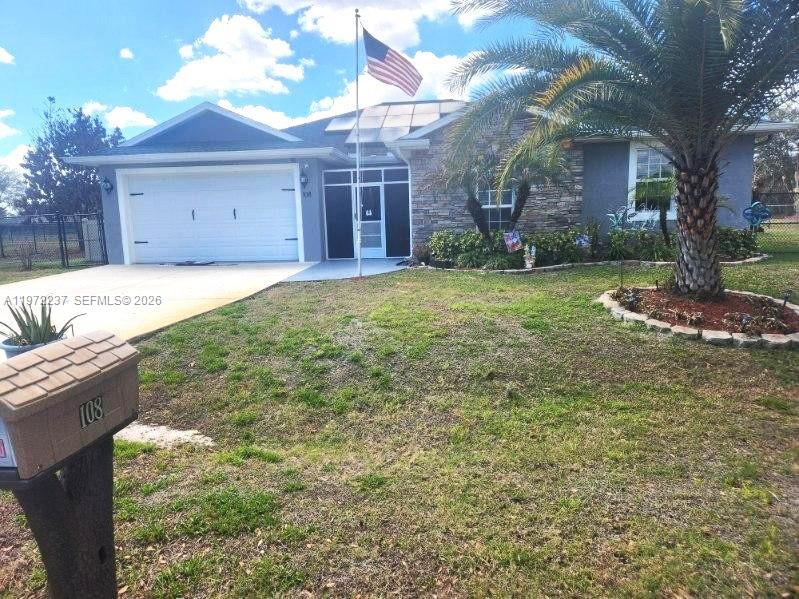 108 Oak Knolls Circle, Sebring FL 33876